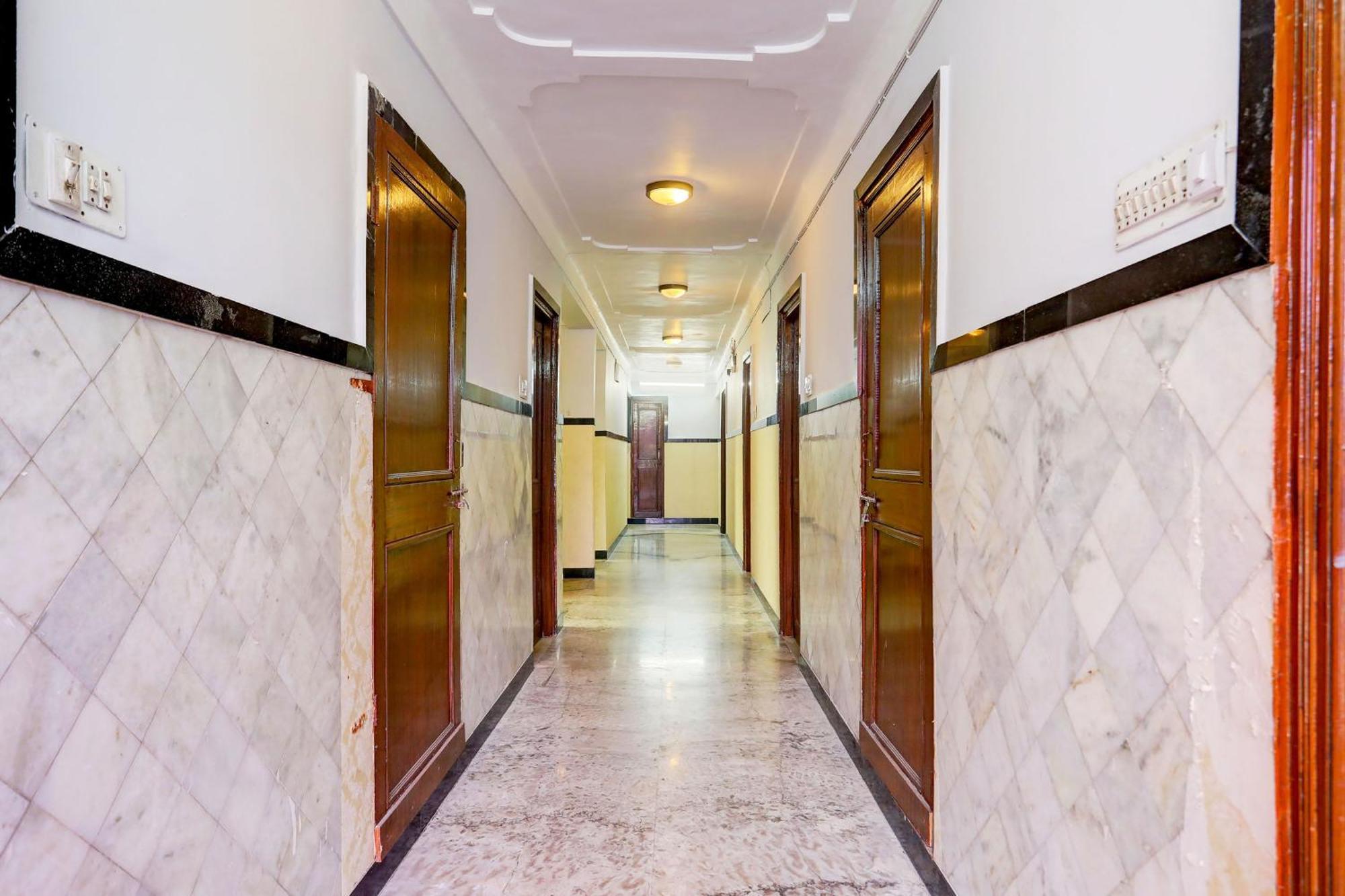 Super Collection O Lake Palace Road อุเดเปอร์ ภายนอก รูปภาพ